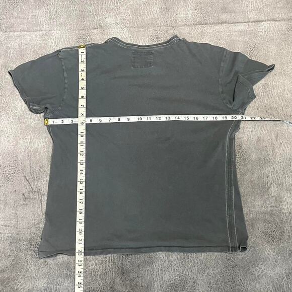 Trunk Ltd Kiss World Tour 1979 Army Graphic Tee - Picture 6 of 8